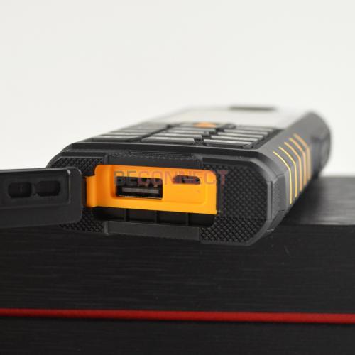 iOutdoor T2 Yellow Рация Walkie-Talkie